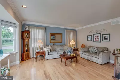 1 Winterberry Court, Mount Laurel, NJ 08054 - Photo 4