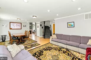 11 Elkington Dr, Mount Laurel, NJ 08054 - Photo 2