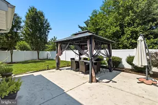 11 Elkington Dr, Mount Laurel, NJ 08054 - Photo 10