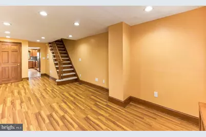 466 Logan Avenue, Burlington, NJ 08016 - Photo 2