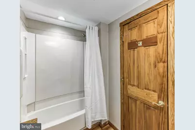 466 Logan Avenue, Burlington, NJ 08016 - Photo 14