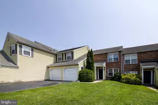 105 Willow Turn, Mount Laurel, NJ 08054 - Photo 2