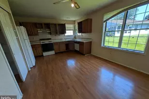 53 Deep Hollow Ln N, Mansfield Township, NJ 08022 - Photo 2