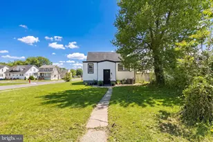 33 Morris Ave, Burlington, NJ 08016 - Photo 34
