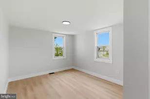 33 Morris Ave, Burlington, NJ 08016 - Photo 16