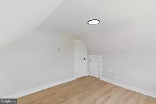 33 Morris Ave, Burlington, NJ 08016 - Photo 28