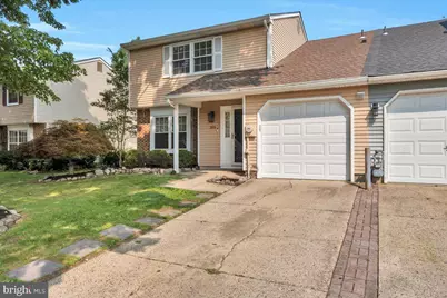 166 Stratton Lane, Mount Laurel, NJ 08054 - Photo 2