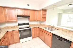 340 Woodlake Dr, Marlton, NJ 08053 - Photo 10