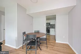 341 Clarkson St, Burlington, NJ 08016 - Photo 6