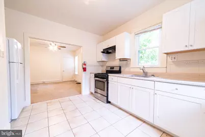 920 Cinnaminson Avenue, Palmyra, NJ 08065 - Photo 2