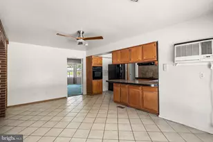 74 Country Club Rd, Willingboro, NJ 08046 - Photo 12