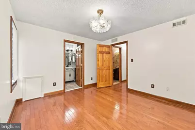 4703 B Dunbarton Road, Mount Laurel, NJ 08054 - Photo 14