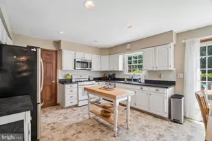 25 Periwinkle Dr, Mount Laurel, NJ 08054 - Photo 30