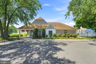263 Birch Hollow Dr, Bordentown, NJ 08505 - Photo 4