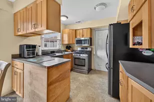23 Eastbrook Ln, Willingboro, NJ 08046 - Photo 6