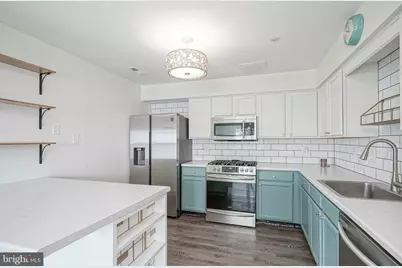6201 Riverfront Drive, Palmyra, NJ 08065 - Photo 4