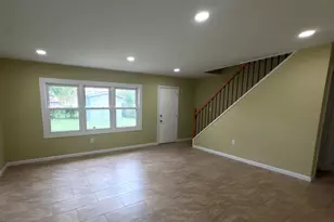 54 Plumtree Ln, Willingboro, NJ 08046 - Photo 2