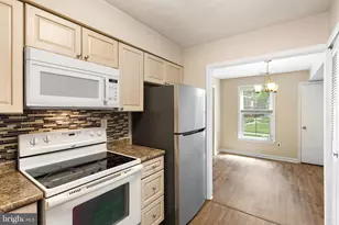 3028 Harbour Dr, Palmyra, NJ 08065 - Photo 10