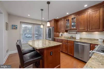 305 Williamsburg Court, Marlton, NJ 08053 - Photo 4
