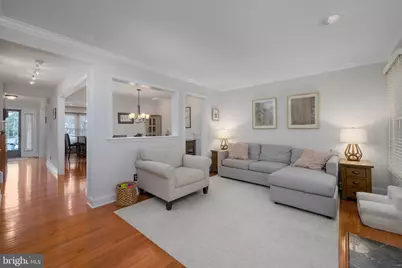 305 Williamsburg Court, Marlton, NJ 08053 - Photo 12