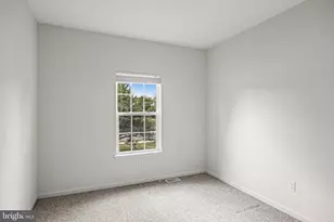 29 Applegate Dr, Florence, NJ 08518 - Photo 20