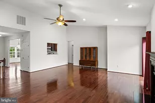 29 Applegate Dr, Florence, NJ 08518 - Photo 6