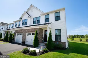 14 Cinnamon Ln, Mount Laurel, NJ 08054 - Photo 1