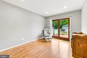 17 Grayson Pl, Burlington, NJ 08016 - Photo 10