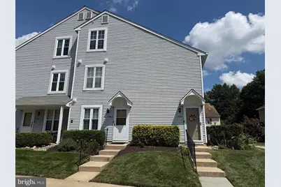 1705 Heatherstone Court, Mount Laurel, NJ 08054 - Photo 2