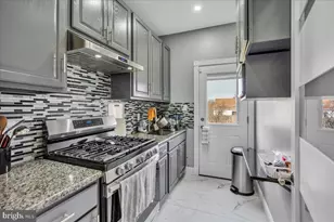 14 Crofton Chase Ct, Marlton, NJ 08053 - Photo 4