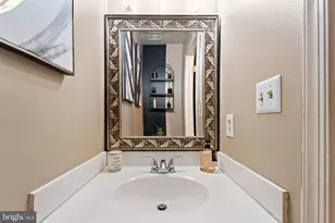 37 Wesley Ln, Burlington, NJ 08016 - Photo 18