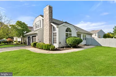 37 Wesley Lane, Burlington, NJ 08016 - Photo 2