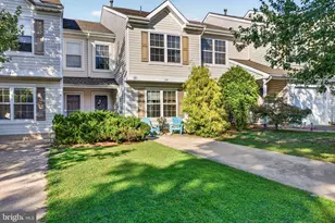 137 Buckingham Way, Mount Laurel, NJ 08054 - Photo 1