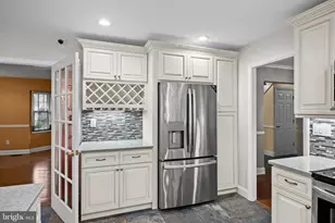 10 Traynor Ln, Willingboro, NJ 08046 - Photo 10