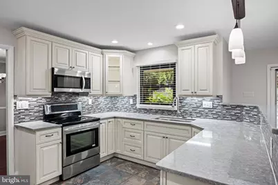 10 Traynor Lane, Willingboro, NJ 08046 - Photo 4