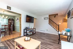 117 Calderwood Ln, Mount Laurel, NJ 08054 - Photo 4