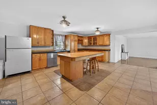 4517 Route 130 S, Burlington, NJ 08016 - Photo 2