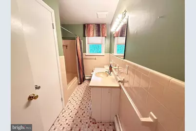 107 N Lakeside Drive E, Medford, NJ 08055 - Photo 16