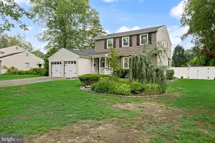52 Sunset Dr, Mount Holly, NJ 08060 - Photo 6