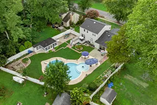52 Sunset Dr, Mount Holly, NJ 08060 - Photo 1