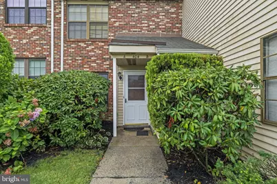 404 Willow Turn, Mount Laurel, NJ 08054 - Photo 2