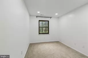 404 Willow Turn, Mount Laurel, NJ 08054 - Photo 10
