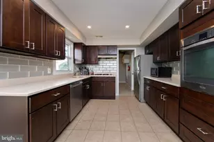 19 Enter Turn, Willingboro, NJ 08046 - Photo 4
