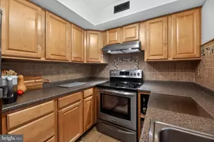 22 Five Crown Royal, Marlton, NJ 08053 - Photo 12