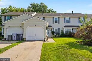 71 N Hill Dr, Westampton, NJ 08060 - Photo 2