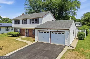 27 Northgate Ln, Willingboro, NJ 08046 - Photo 1