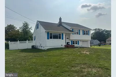 11 Manor Terrace, Mount Holly, NJ 08060 - Photo 2