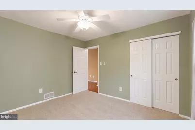 631 Cascade Drive S, Mount Laurel, NJ 08054 - Photo 12
