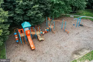 17 Lilyberry Pl, Delran, NJ 08075 - Photo 32