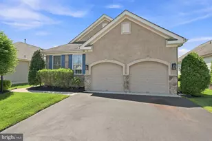 118 Paisley Pl, Hainesport, NJ 08036 - Photo 4